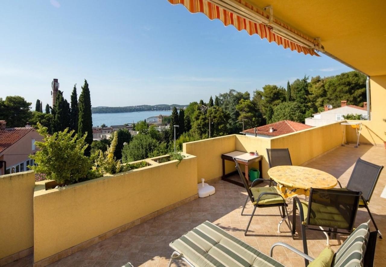 Draga With Sea View, Terrace & Parking Apartma Rovinj