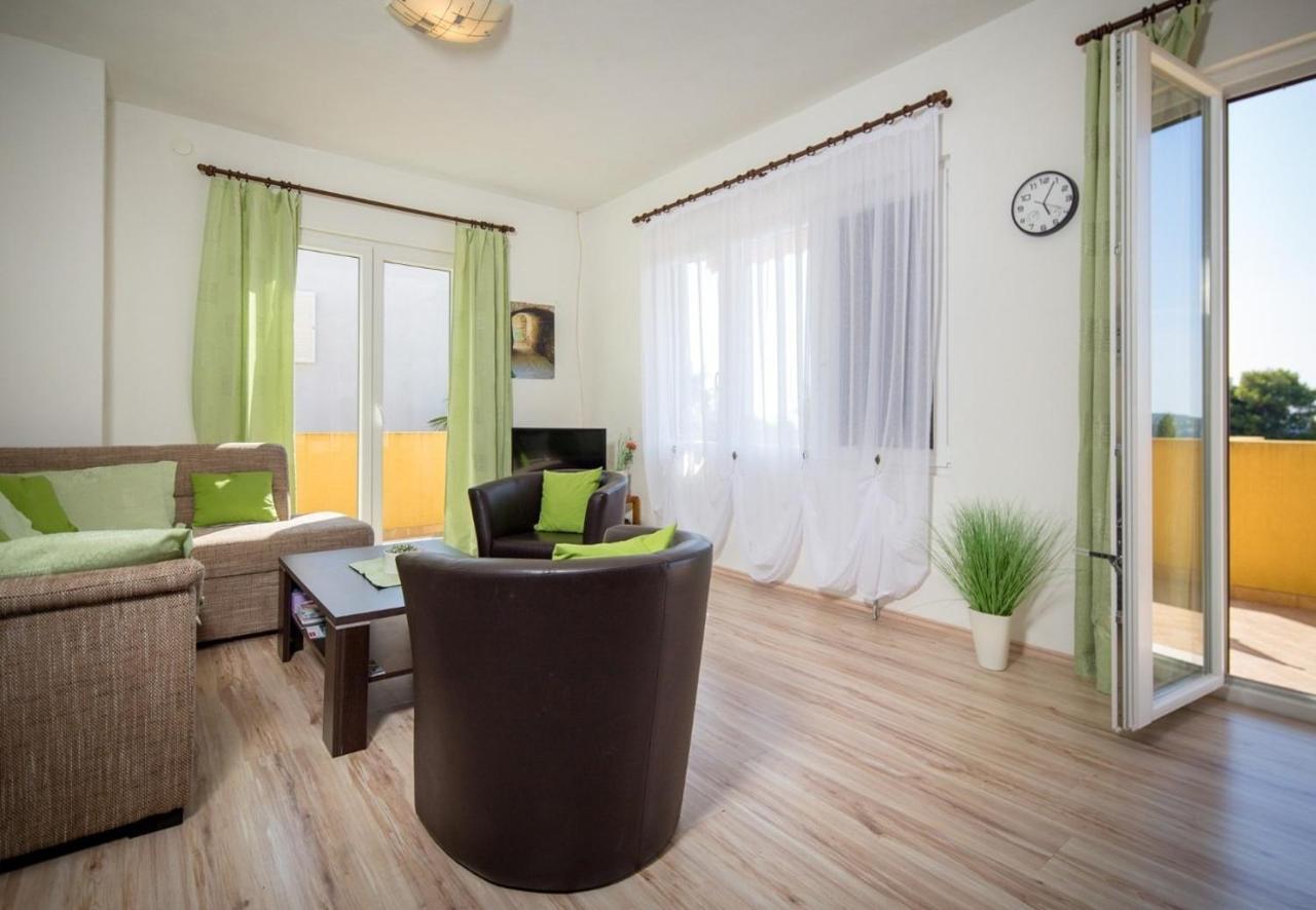 Draga With Sea View, Terrace & Parking Apartma *